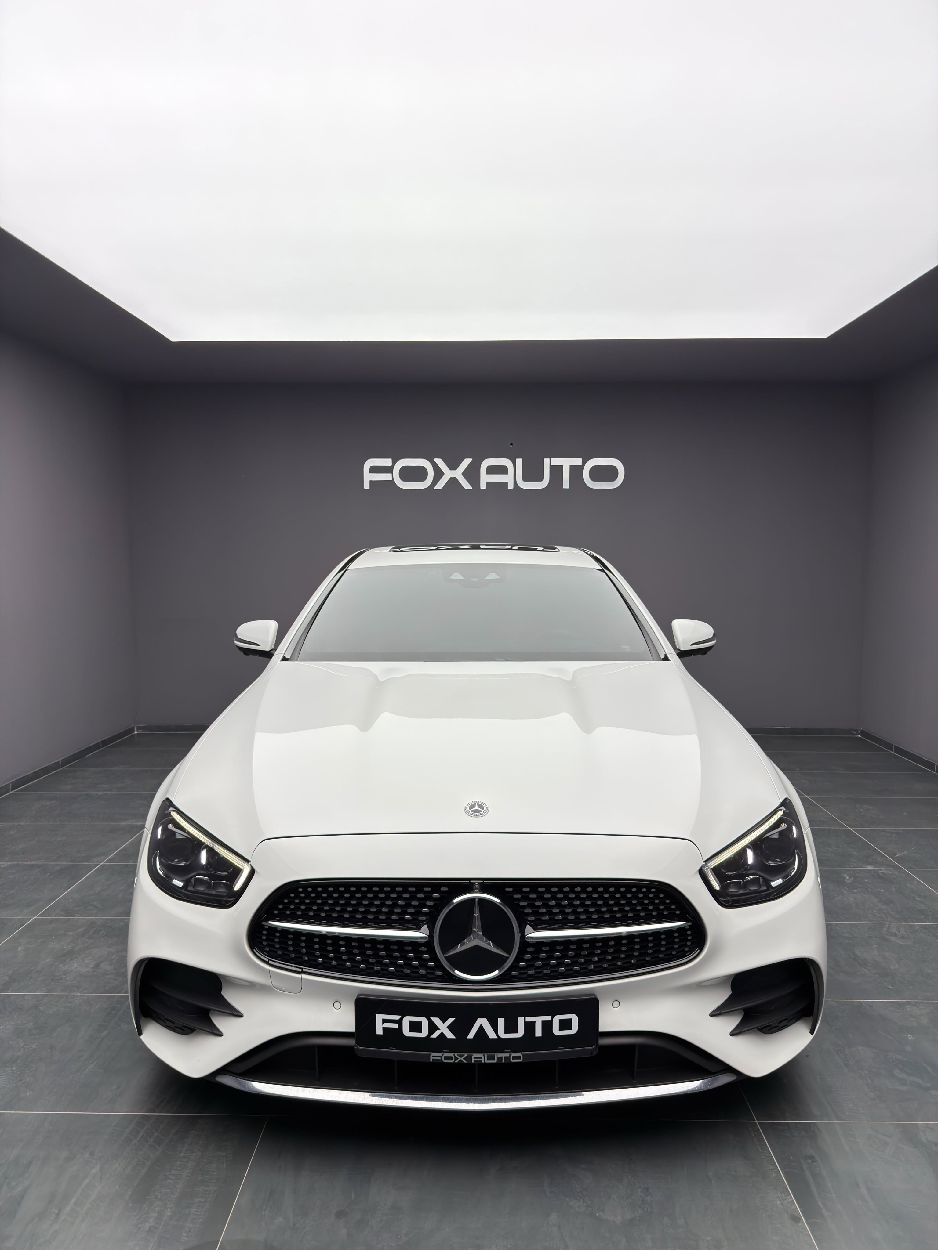 Mercedes Benz E220d AMG LINE 4Matic