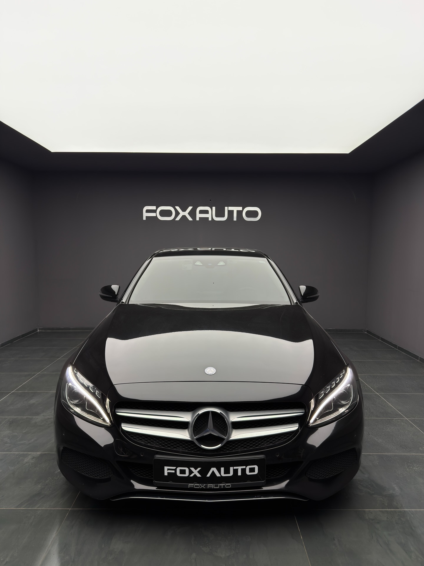 Mercedes - Benz C220D 